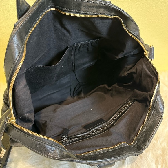 💯 Authentic GIVENCHY Nightingale Black 2way Leather Handbag🍀 - Picture 9 of 13